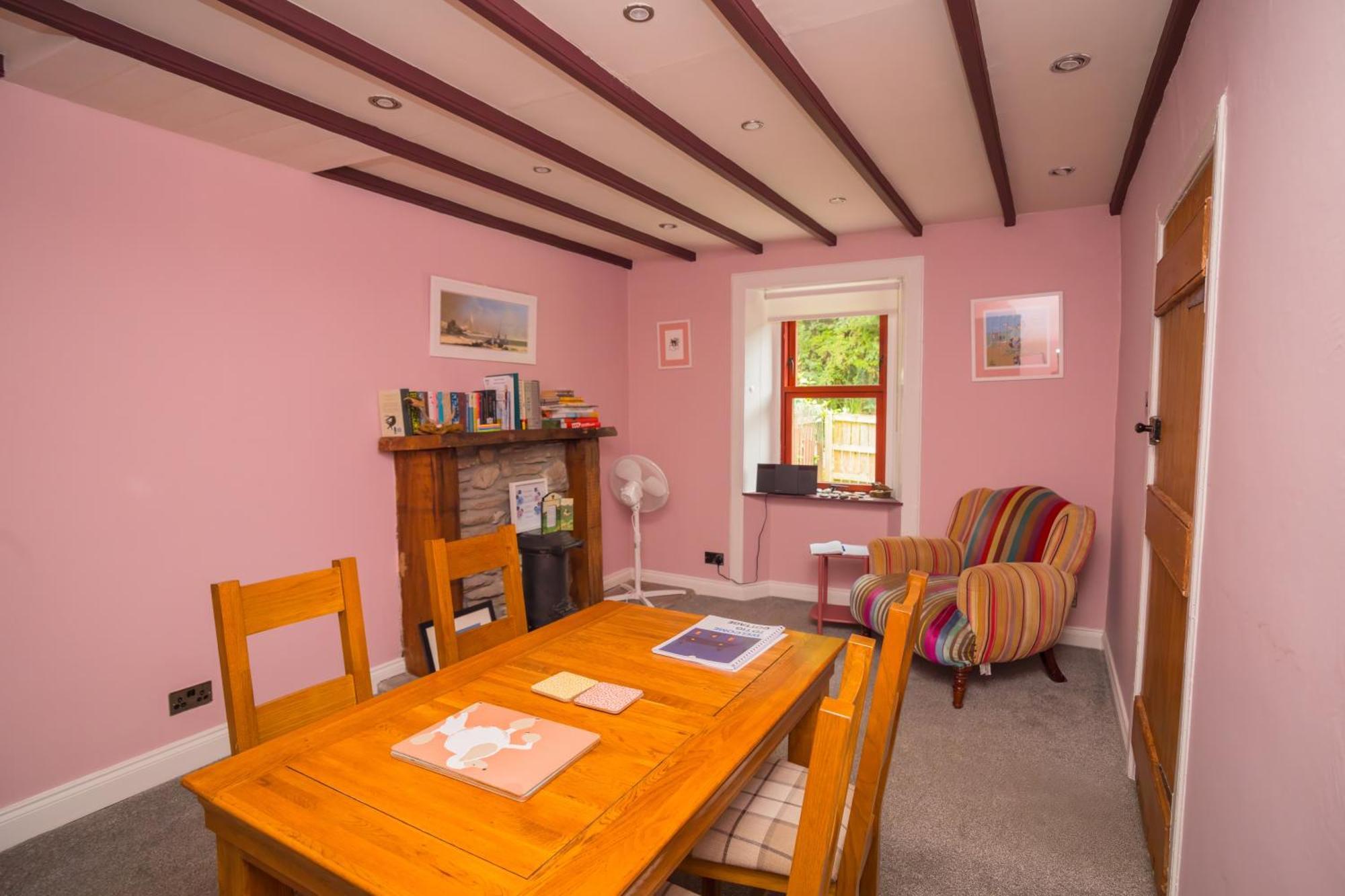 Tig Cottage - A Rural, Quirky, Pet Friendly 2 Bedroom Cottage Near Ballantrae Bagian luar foto